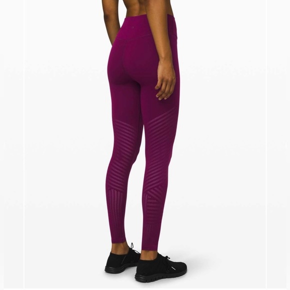 Lululemon Reveal Tight Mesh Stripes Legging High Rise Pant Marvel Purple Size 6 - Picture 1 of 9